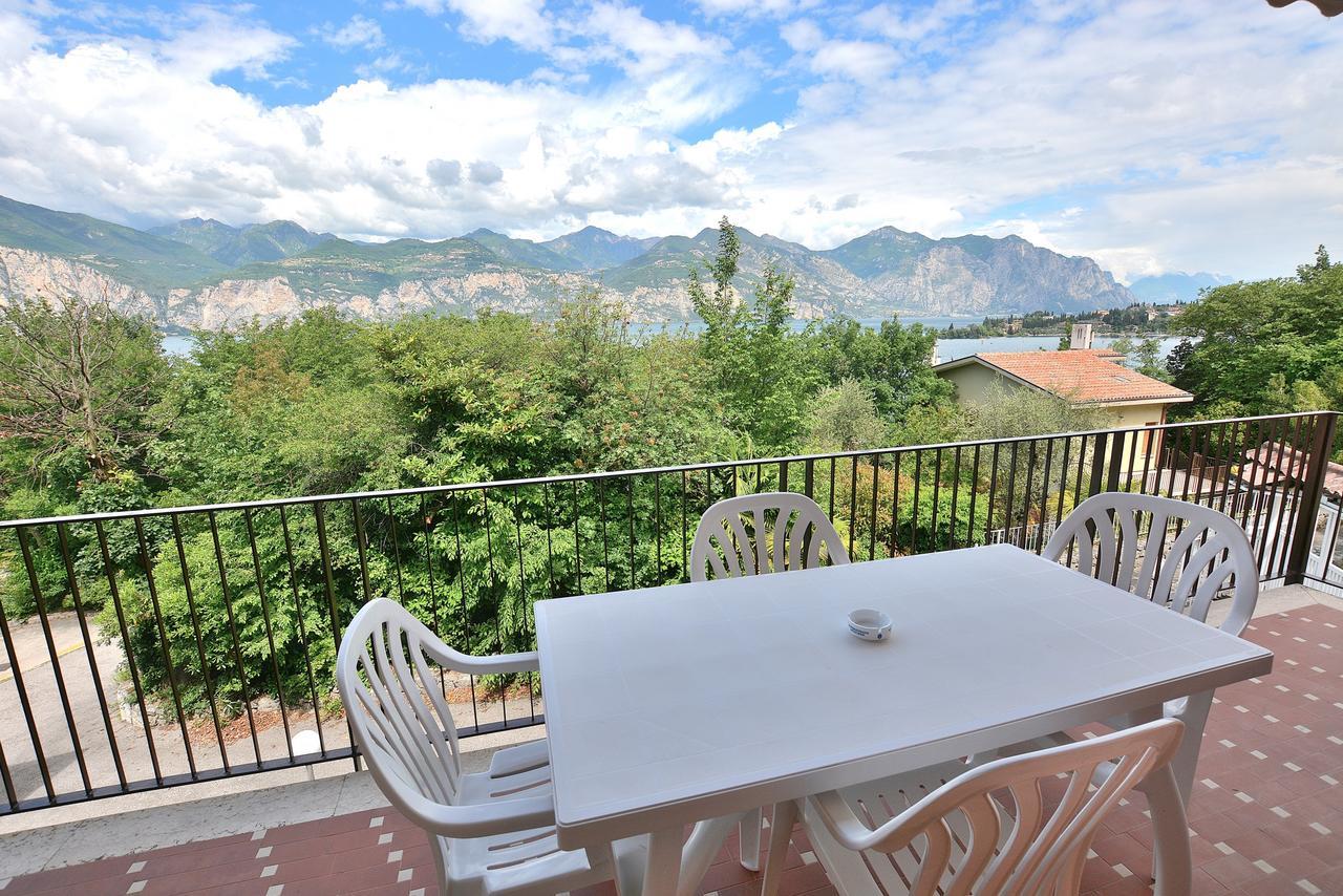Residenza Candor With Pool Malcesine Exterior photo